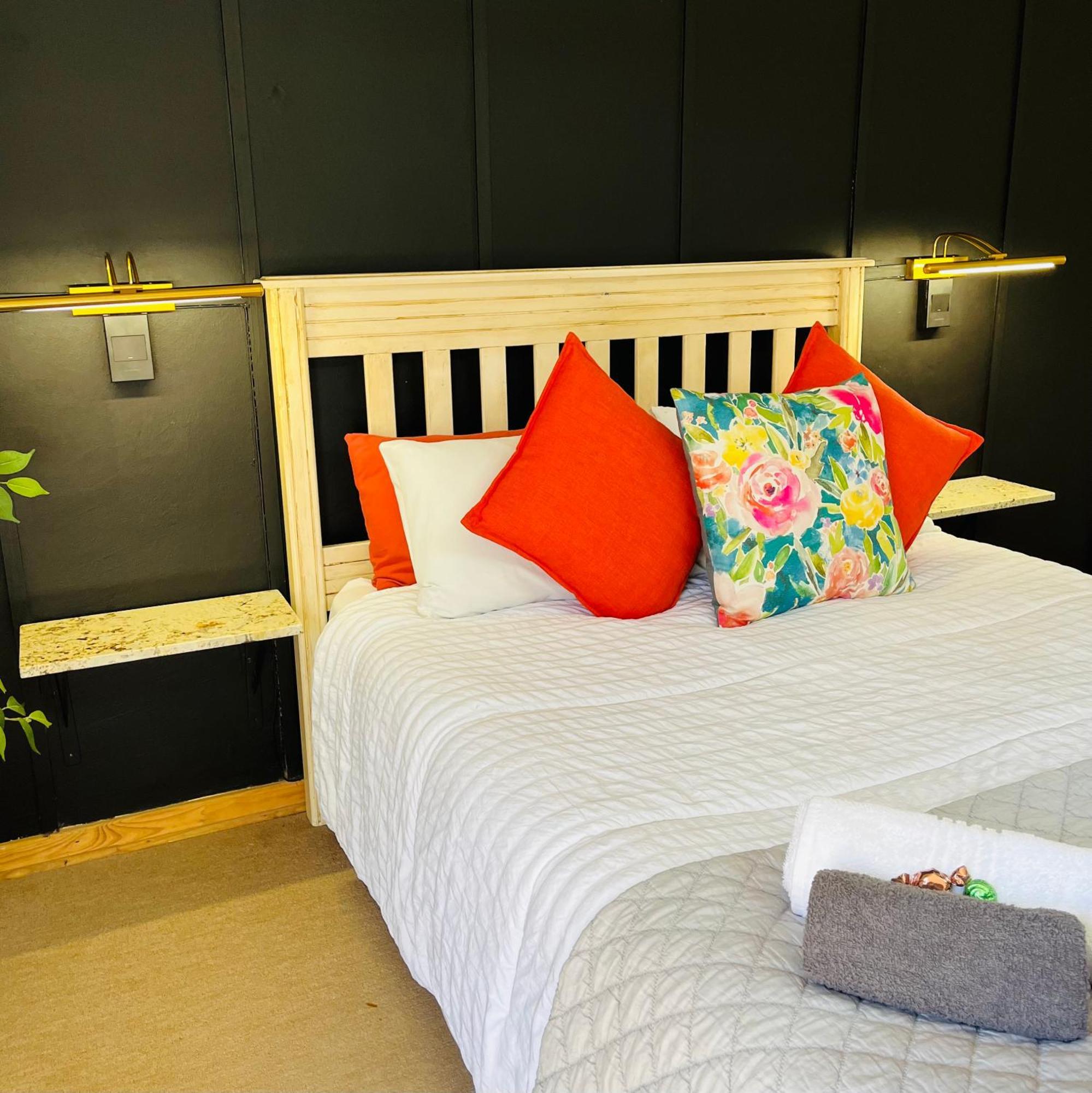 The Gallery Lounge Potchefstroom Exteriér fotografie